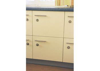 Büromöbel, Regale, Sideboard